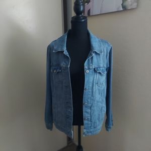 Woman's Levi Strass Jacket